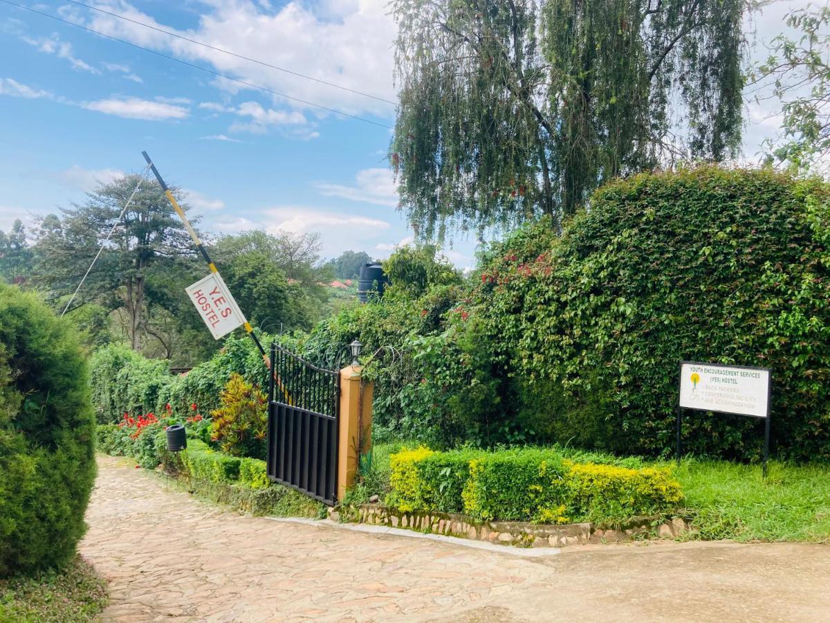 Yes Hostel Fort Portal Екстер'єр фото